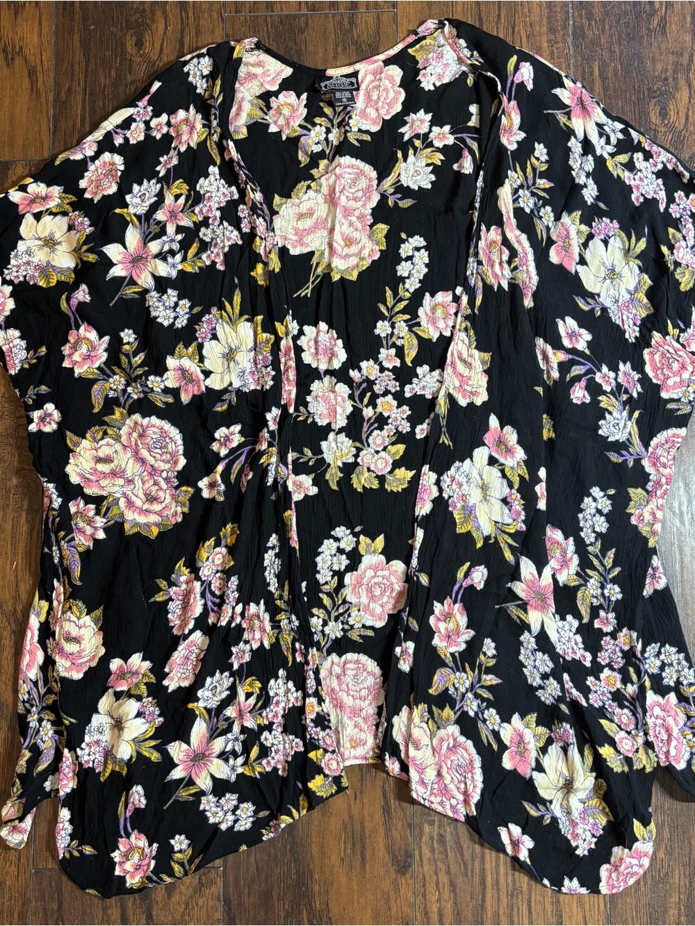 Women’s Floral Kimono Cardigan - Black with Pink & Cream Flowers Size Medium